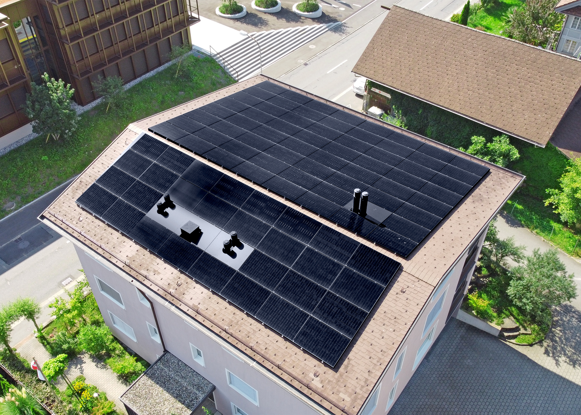 Solar_Aufdach_Stanserstrasse_Kerns
