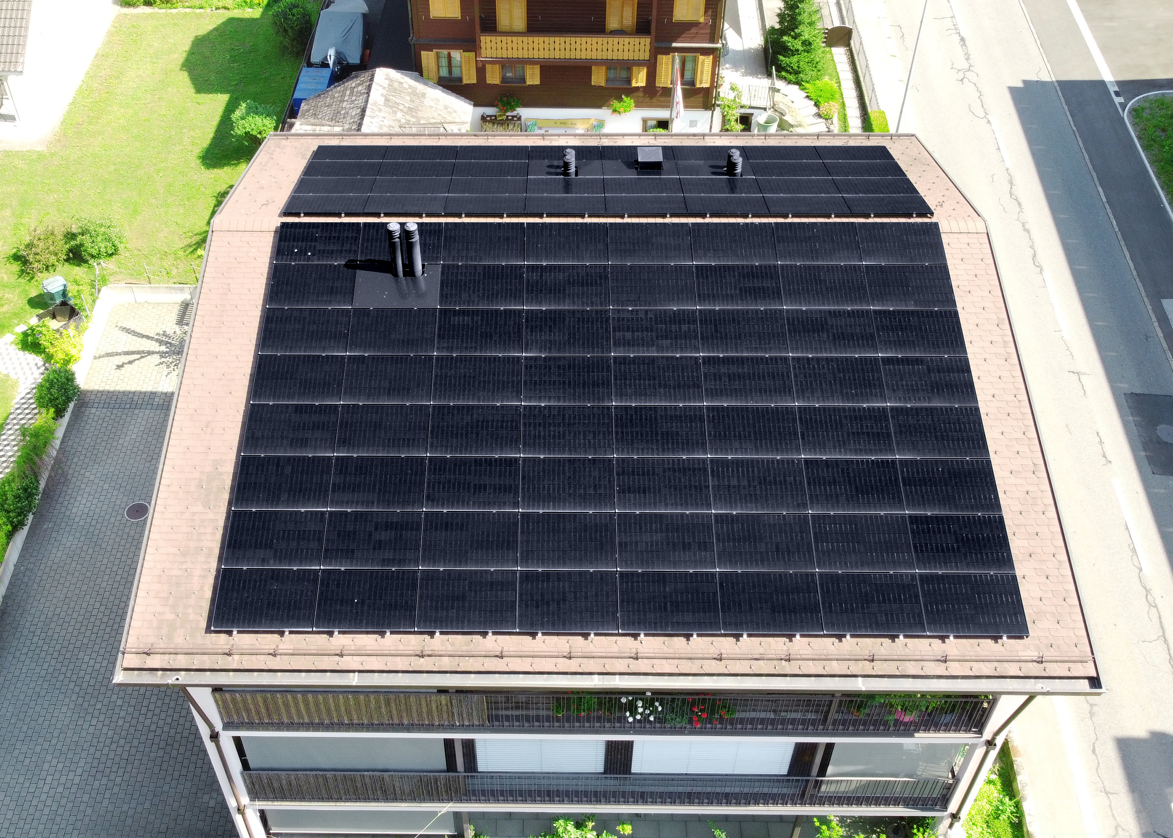 Solaranlage_Aufdach_Stanserstrasse_Kerns